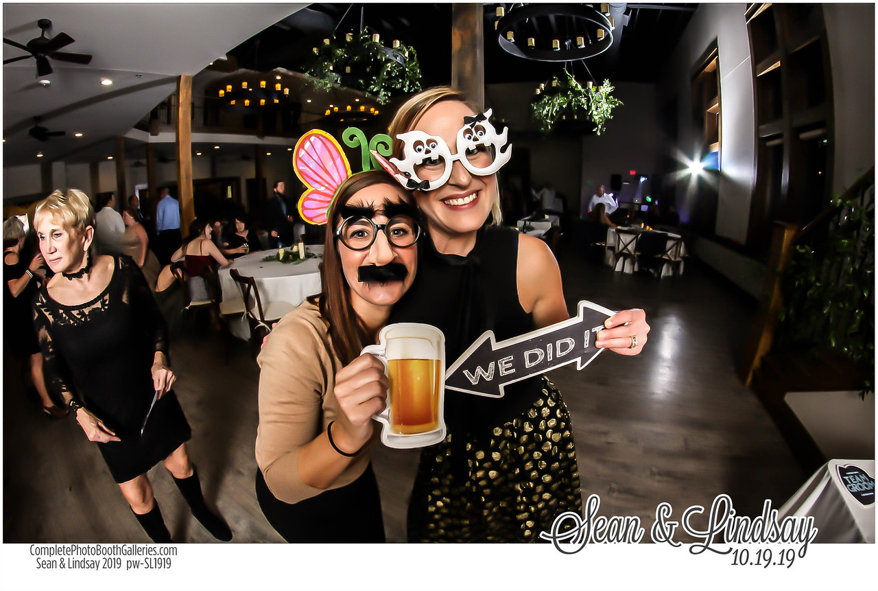 entertainment ideas - Fish Eye Photo Booth Picture