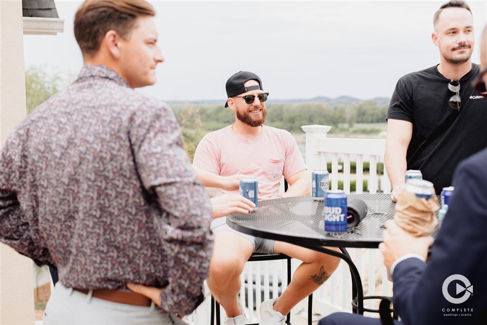 groomsmen getting ready