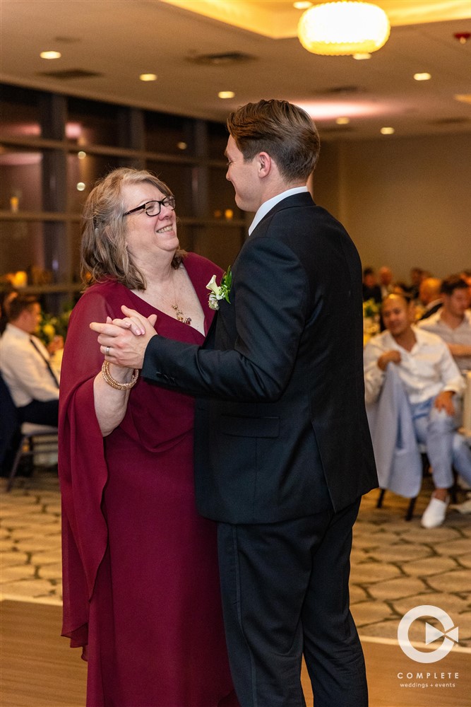 mother son dance