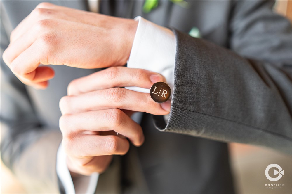 Grooms cufflink