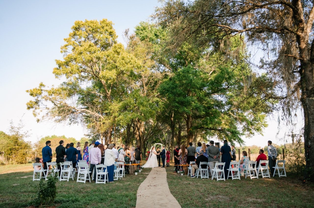 5 Gen Z Wedding Trends We Love