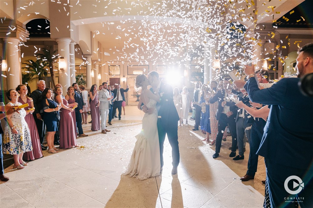 Confetti Grand Exit - wedding exit ideas