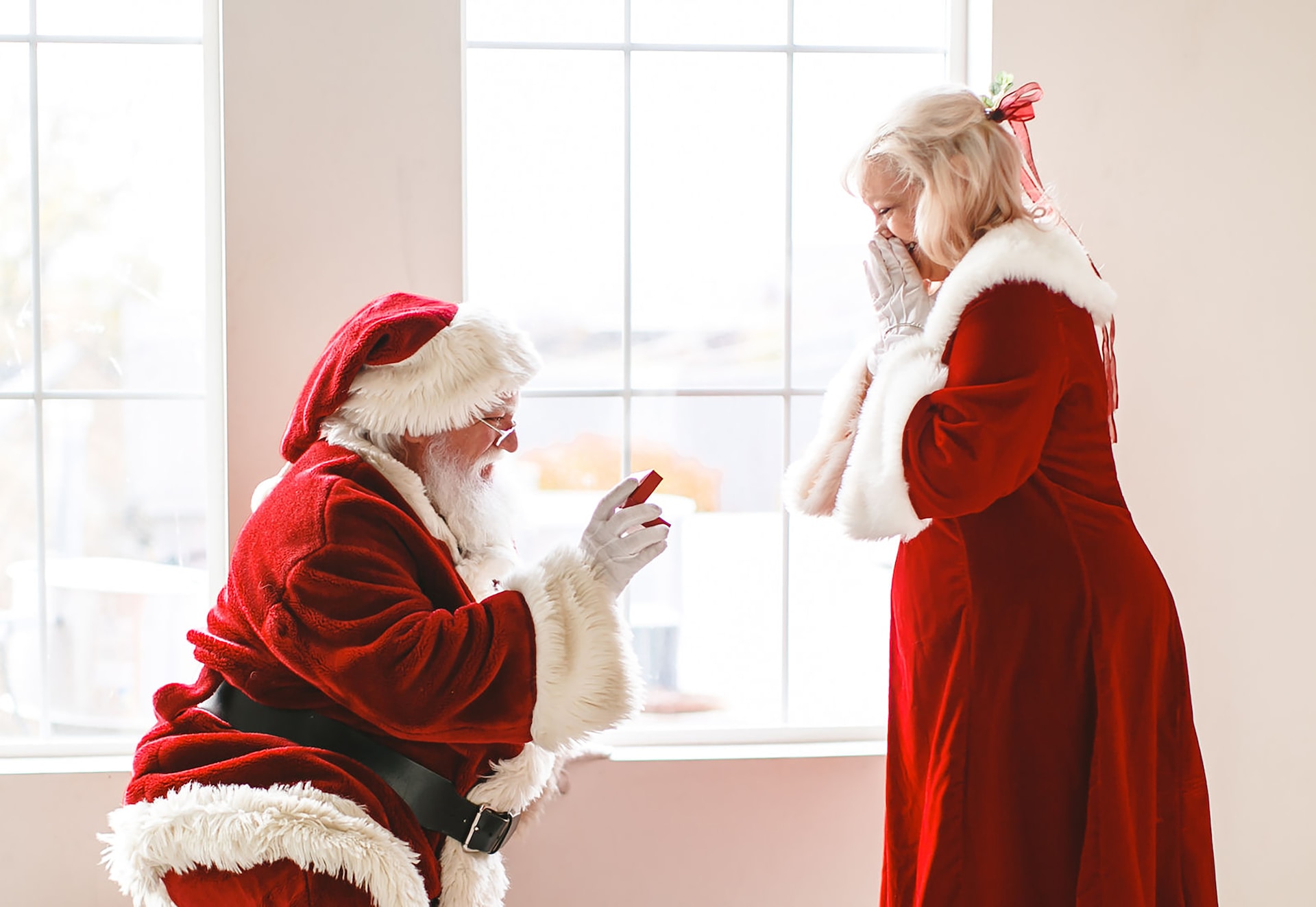 Ring in the Love: First Steps for the Newly Engaged | Complete Weddings ...