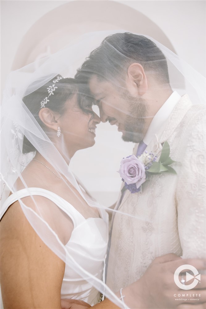 under the veil wedding pic