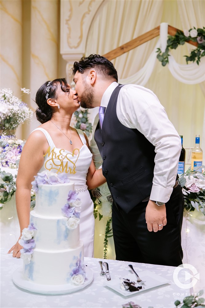 cake cutting photo