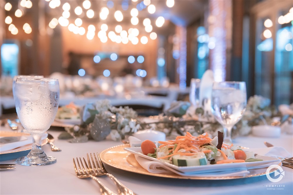 Buffet vs Sit-Down Wedding Dinner: Pros & Cons