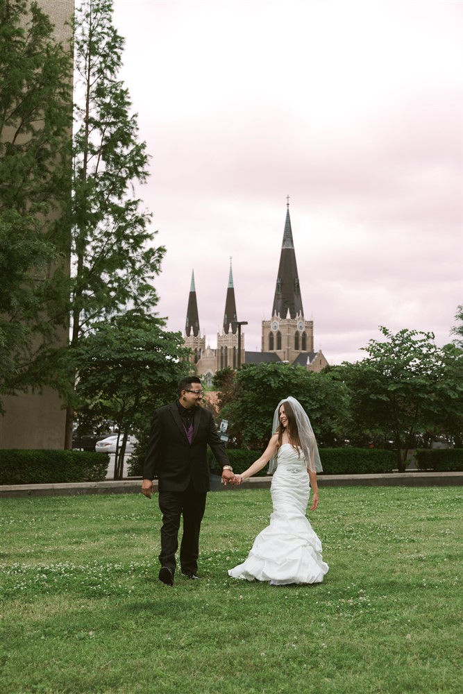 Outdoor wedding portraits