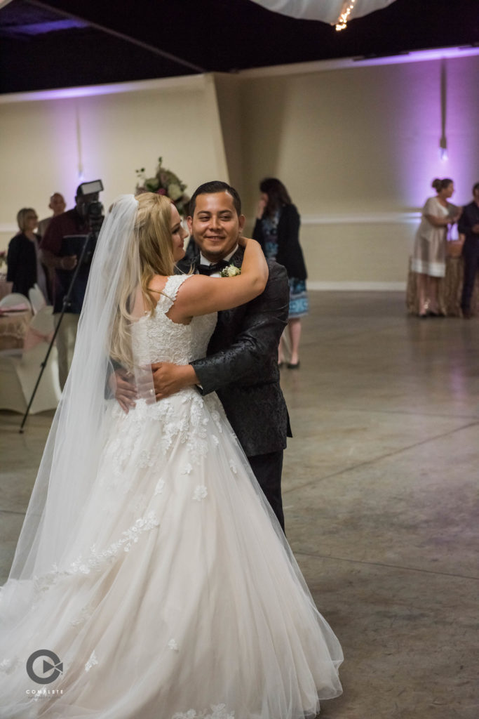 wedding reception in tyler - shot by Noah