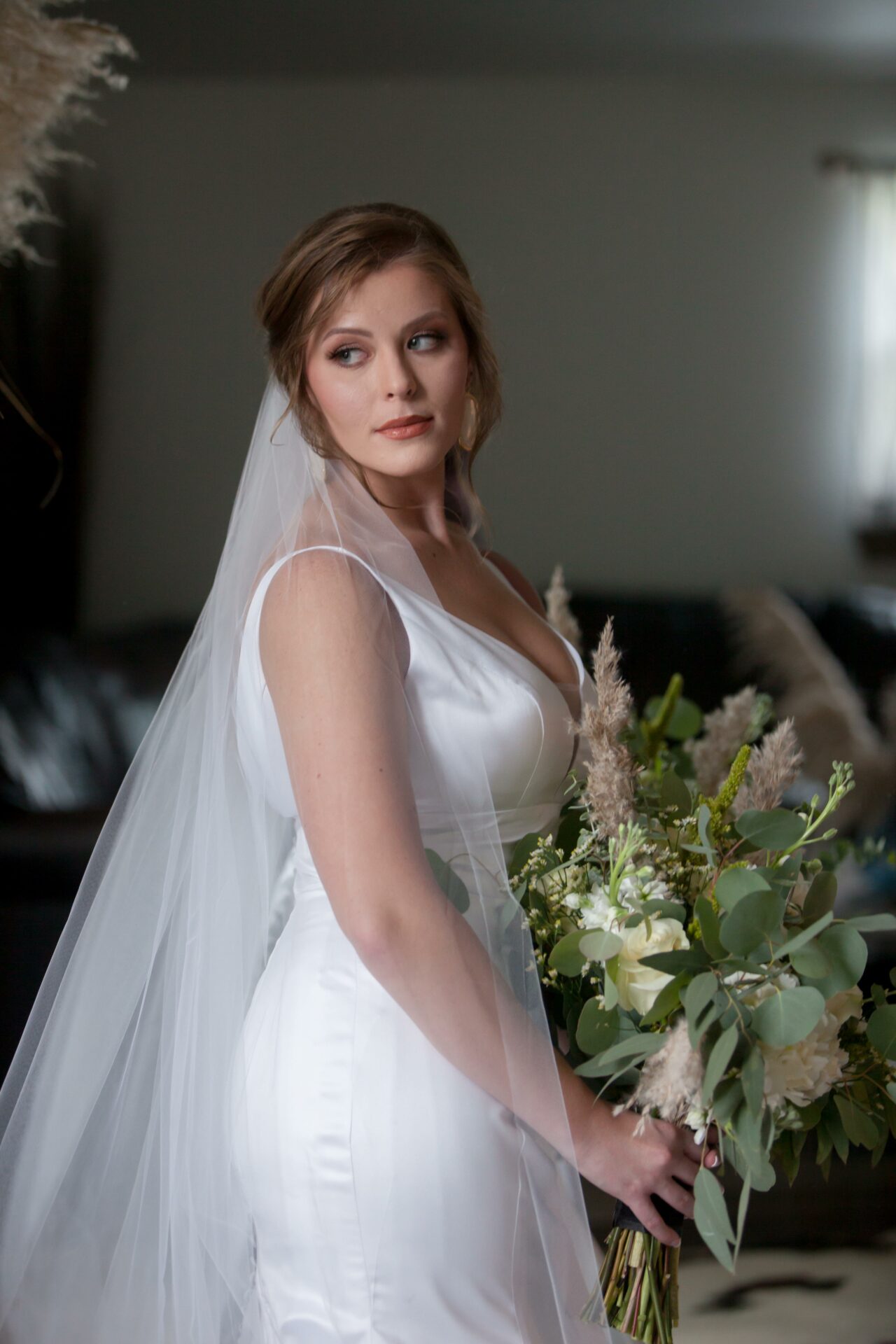 Bridal Portrait Tips for Complete Weddings + Events Tyler Clients