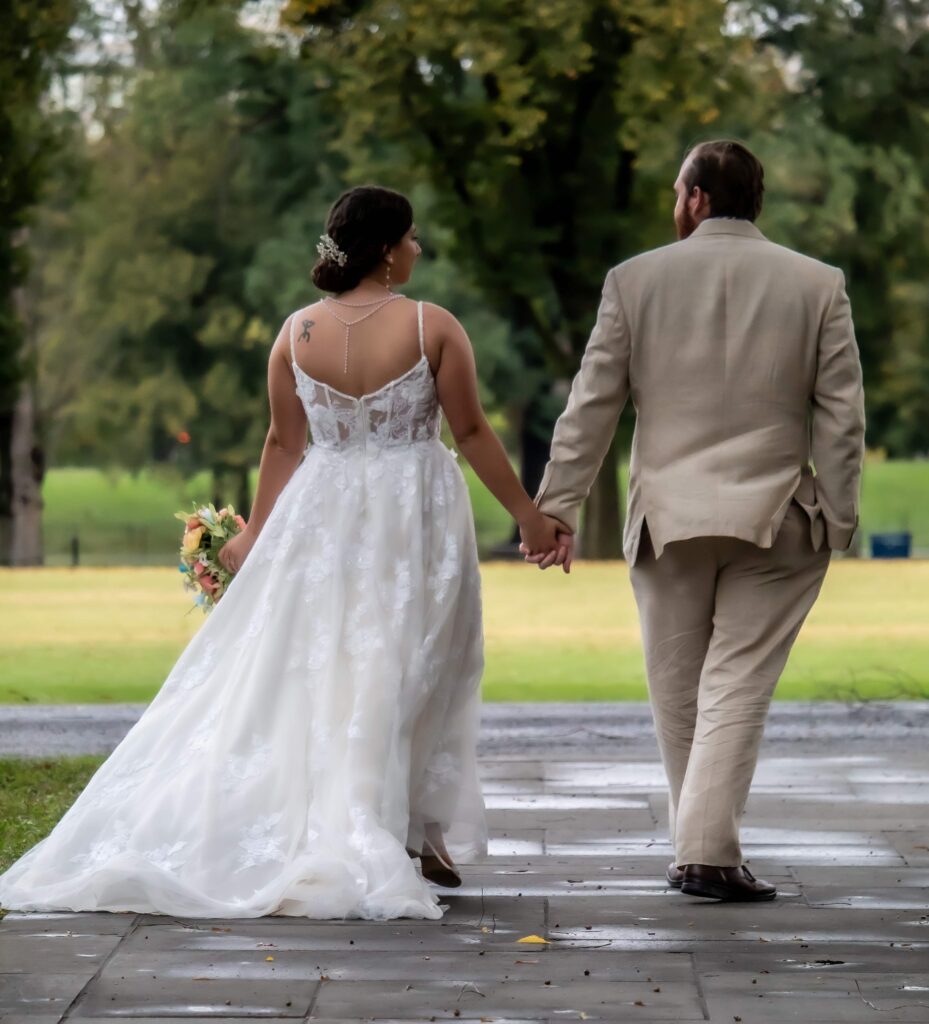 bride and groom photo in virginia beach