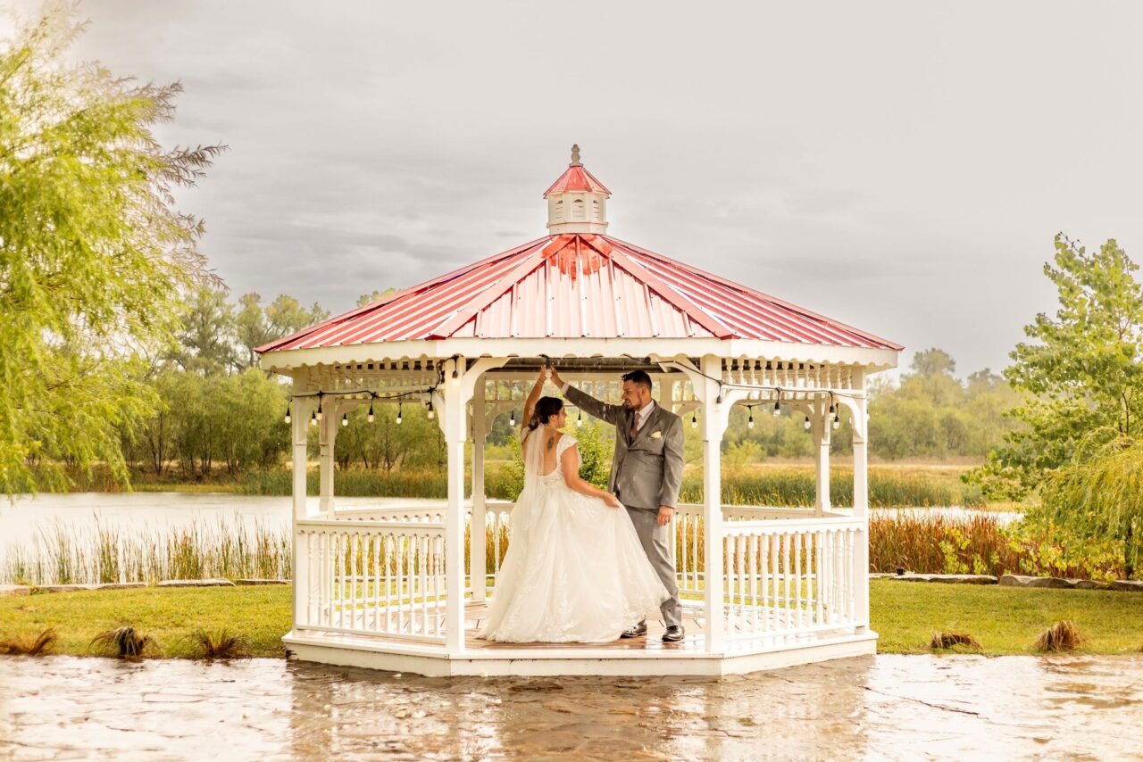 Rainy Wedding Day Photography