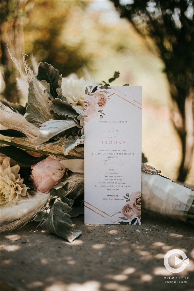 when to book and reserve wedding invites