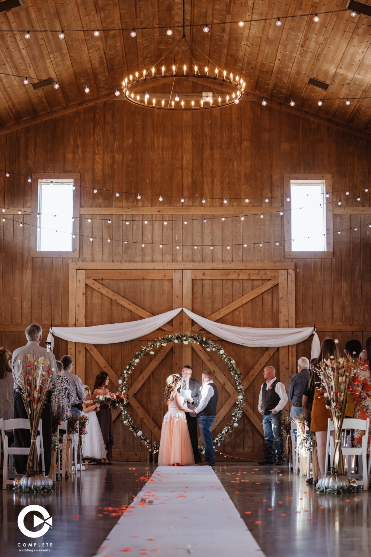 Barn wedding ceremony
