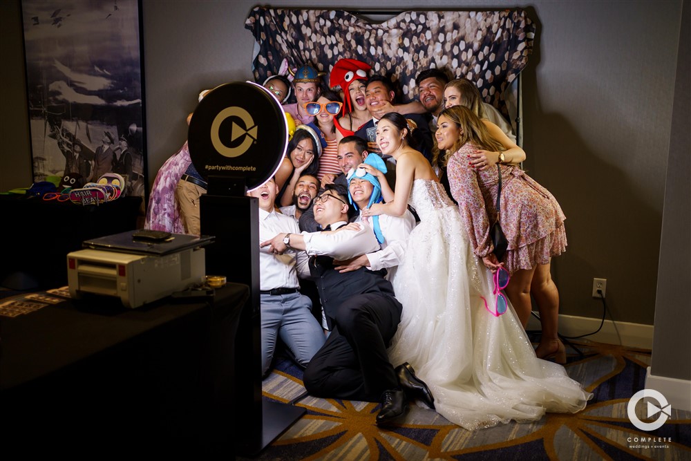 Unique Wedding Photo Booth Props