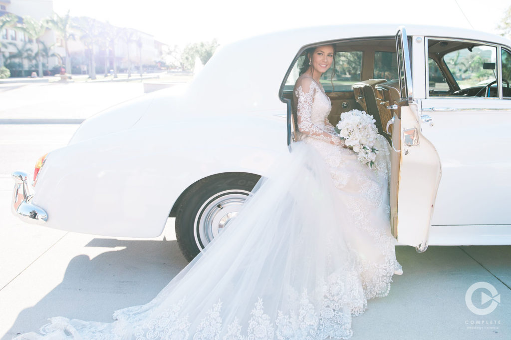 Modern Wedding Bride in Car