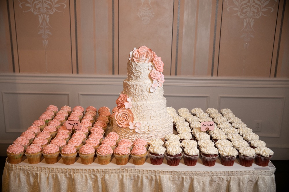 Cupcake and Cake Display