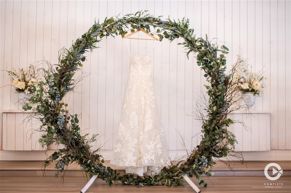 greenery arch