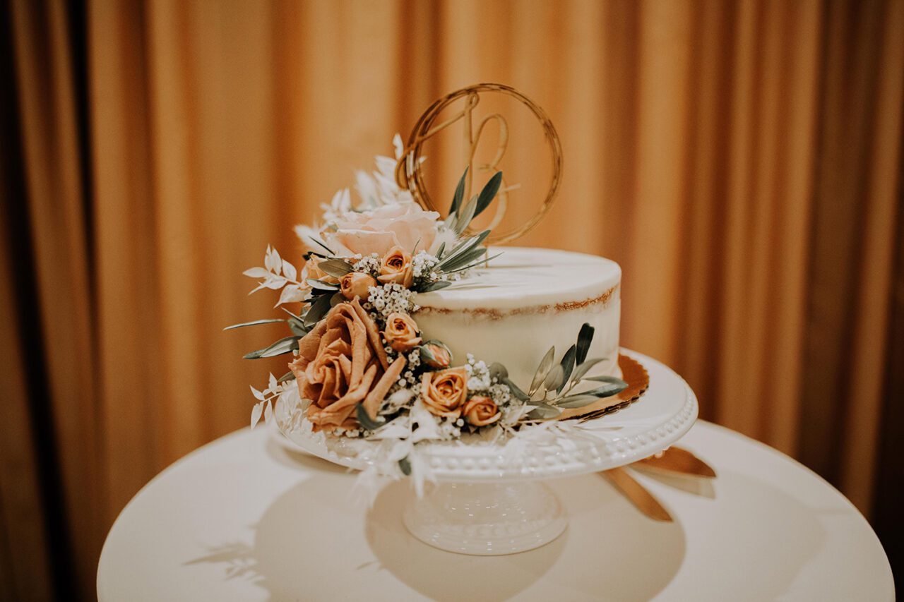 fall wedding cake
