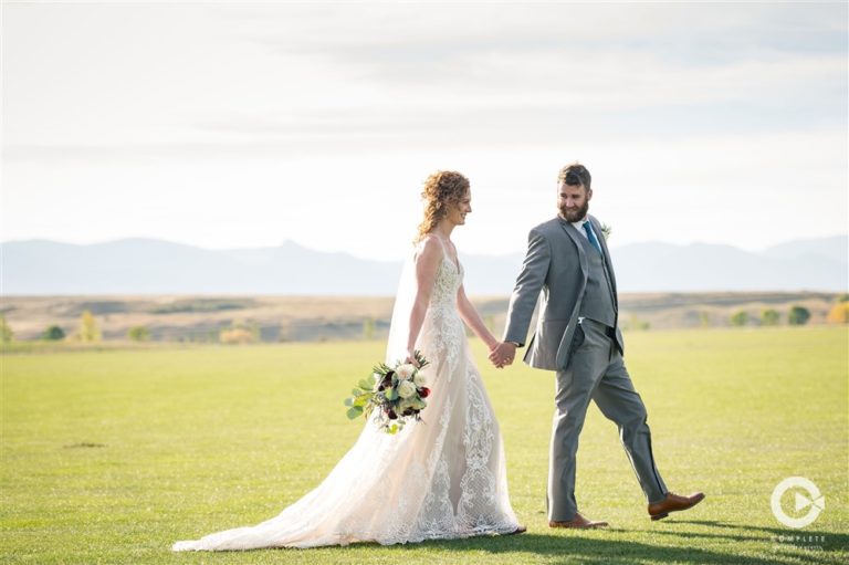 bride and groom photo in sheridan